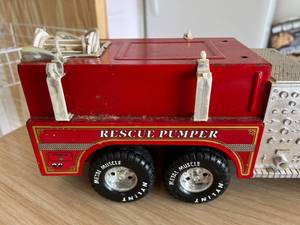 lot 52 image: Rescue Pumper Fire Truck