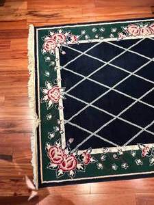 lot 55 image: Blue Diamond and Floral Area Rug