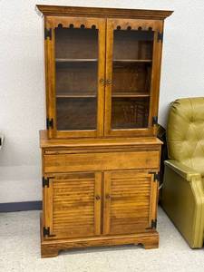 Ethan Allen Hutch