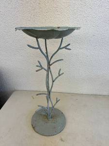 Metal Bird Bath
