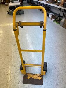 lot 216 image: Hand Truck Dolly