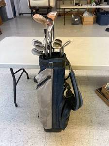 lot 222 image: Golf Clubs & Bag