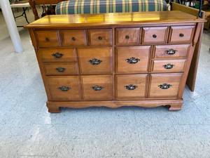 lot 252 image: Dresser with Mirror