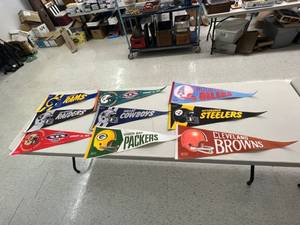 lot 266 image: NFL Football Flags
