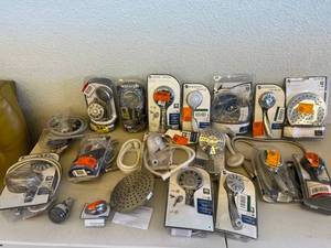 lot 268 image: Showerheads