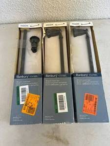 lot 273 image: 3 - 18 Towel Bars - Matte Black