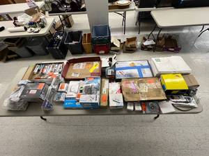 lot 301 image: Everything on Table