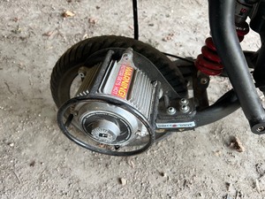 lot 312 image: Schwinn Stealth 1000 Electric Scooter