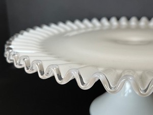 lot 75 image: Vintage Milk Glass Silver Crest Pedestal Cake Plate