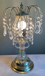 lot 36 image: Pair of Elegant Brass Lamps with Sparkling Raindrop Prisms