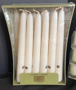 lot 114 image: Variety of New Candles by Yankee Candles, Creative Candles and More