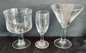 lot 98 image: Clear Glass Polish Stemware