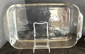 lot 136 image: Pyrex, Marinex and Anchor Hocking Grouping