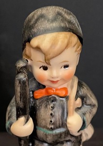 lot 150 image: Vintage Hummel Chimney Sweep Figurine