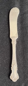 lot 175 image: 12 Sterling Silver Spreaders