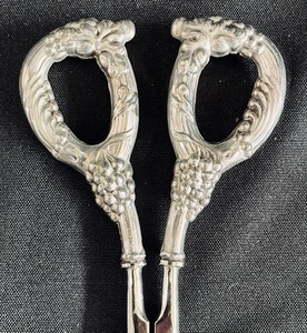 lot 178 image: Sterling Silver Grape Shears by Voss