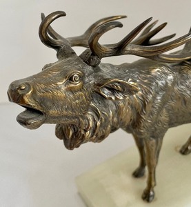 lot 199 image: Vintage Brass Calling Elk Sculpture on a Marble Base