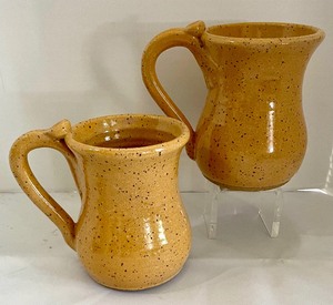 lot 207 image: Decor and More