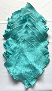 lot 212 image: Bright and Beautiful Linens