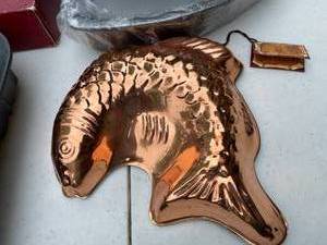 lot 247 image: Cake Pan and Two Baking Molds