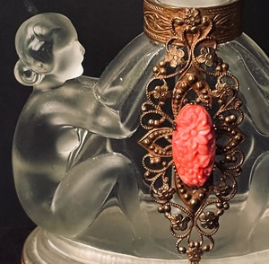 lot 23A image: Vintage Nude Lalique Style Czechoslovakia Perfume Dauber Bottle