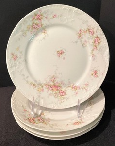 lot 280 image: Variety of Vintage Serving Pieces, Plates and Bowls