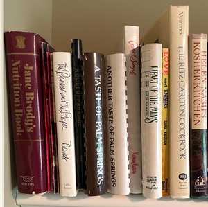lot 293 image: Variety of Cookbooks