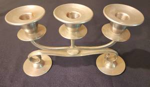 lot 312 image: Vintage Silver Plate and Pewter Candleholder Collection