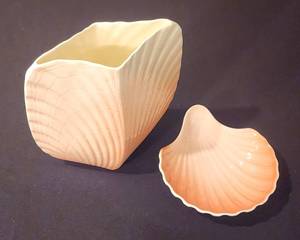 lot 315 image: Heinrich Bone China Decor by Villeroy & Boch