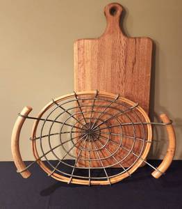 lot 319 image: Useful and Decorative Kitchen Collection