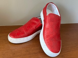 lot 339 image: Gucci Monogrammed Embossed Leather Slip on Skate Trainers - Mens
