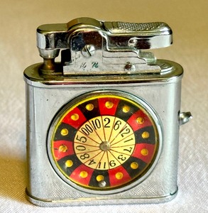 lot 236 image: Vintage Imari Lighter