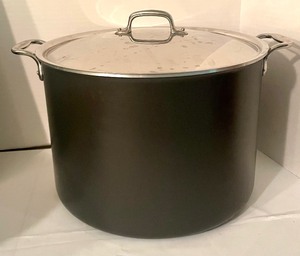 lot 372 image: Pots and Pans by Commercial and LTD