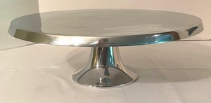 lot 374 image: Pintel Collection by Towle Pedestal Cake Plate