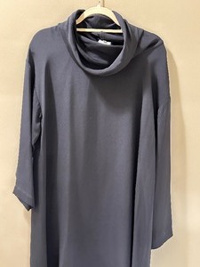 lot 425 image: Eskandar Long Black Dress