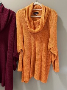 lot 414 image: Two Womens Eskandar Sweaters