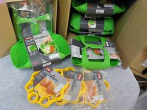 10 OXO Softworks Silicone Kitchen P...