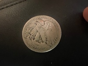 lot 50 image: 1943 WALKING LIBERTY HALF DOLLAR  90% SILVER