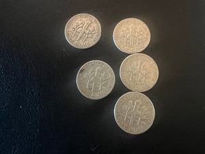 lot 57 image: LOT OF 5 SILVER ROOSEVELT DIMES FROM THE 1950S