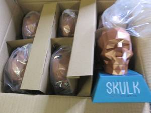 case of 6 asmodee skulk games new...