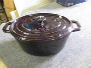 amazon basics crockpot cast iron lo...