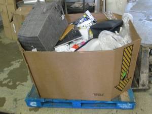 pallet of misc...