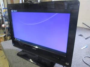 sony bravia 26 inch tv powers on...