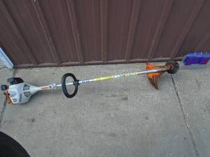 Stihl weed trimmer. Used condition. Tested & works. As shown.