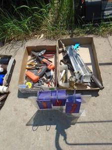 lot 107 image: 2 flat of tools. As shown.