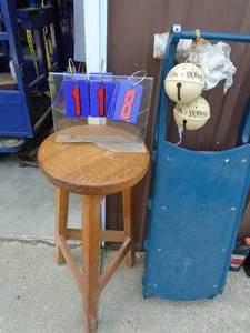 lot 118 image: Fancy holiday sled & stool. As shown.