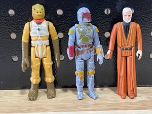 lot 11 image: Star Wars Action Figures