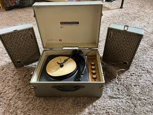 Vintage Philharmonic Portable Turntable