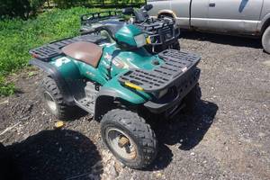 lot 5 image: Late 1990s Polaris Xplorer 400