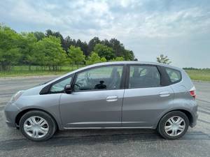 lot 5A image: 2009 Honda Fit - 1 OWNER